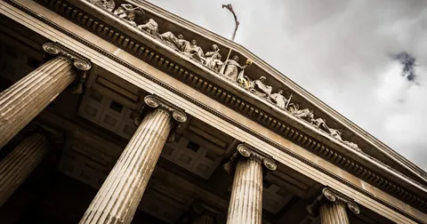 Image de loi 2026-403 : la recherche clinique et les données de santé à l'heure de la simplification